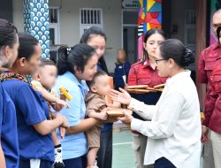 Kajati Apresiasi Kreativitas Warga Binaan Lapas Perempuan Kelas II A Bandung