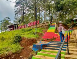 Kedamaian di Tangga Seribu Manglayang, Surga Alam Bandung