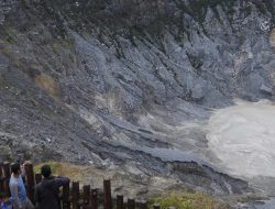 Musim Hujan, Waspada Saat Berkunjung ke Tangkuban Parahu