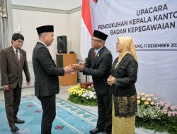 Kukuhkan Kepala Kantor Regional III BKN, ASN Motor Penggerak Perubahan