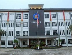 Unsika Bangun 40 Kelas dari Puluhan Kontainer