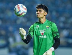 Kiper Persib Waspadai Lini Serang Zhejiang