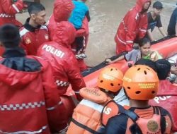 Warga Terdampak Bencana di Sukabumi Dievakuasi