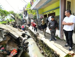 Banjir di Kota Bandung, Bey Soroti Buruknya Pengelolaan Pembangunan di Pinggir Sungai