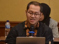 Jokowi Tokoh Terkorup Versi OCCRP, Dosen Unpad Warning Prabowo  