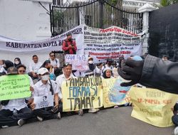Demo di DPRD Jabar, Forum Komunikasi Guru Honorer Tuntut Diangkat PPPK