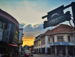 Dulu Tempat Belanja Kaum Elit, Kini  Jalan Braga Pusat Seni dan Kuliner