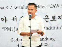 Bey Machmudin Lepas Pekerja Pengelasan Perkapalan ke Korea Selatan