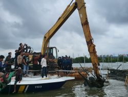 Pemdaprov Jabar Awasi Pembongkaran Pagar Laut di Bekasi,  Evaluasi Kerja Sama dengan PT TRPN