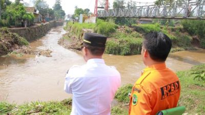 Penanganan Banjir, Bupati Bandung Minta Dedi Mulyadi Tuntaskan Jalan Lingkar Majalaya