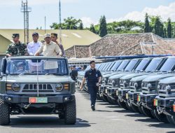 Menhan Serahkan Maung MV3 Buatan Pindad di Lanud Husein