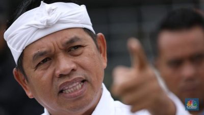 Gubernur Jawa Barat Dedi Mulyadi Bakal Terjunkan 40 Alat Berat untuk Keruk Kali Bekasi