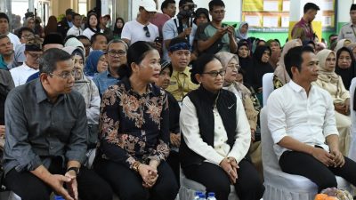 Kajati Jabar: Program Gerakan Nyaah Ka Indung, Ibu-ibu Terbantu dan Dapat Perhatian