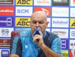 Liga 1 2024/25: Strategi Bojan Hodak saat Laga Persib Bandung vs Persita