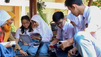 SPMB Jabar 2025 Jenjang SMA-SMK,  Ini Jadwal dan Syaratnya