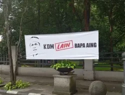 Pengamat Sebut Risiko Demokrasi Spanduk Dedi Mulyadi Bukan Bapak Aing Marak di Bandung
