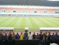 ASN Bogor Ngantor di Stadion Pakansari, Ini Alasan Bupati Rudy