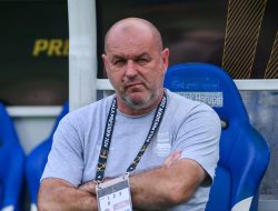 Skuad Juara Persib Terurai, Bojan Hodak Hadapi Tantangan Berat di Piala Presiden 2025
