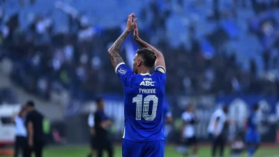 Tyronne del Pino Tinggalkan Persib, Pemain Terbaik Liga 1 Ucap Sayonara ke Bobotoh