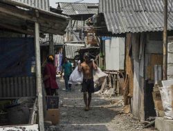 Dedi Mulyadi Perintahkan Wali Kota Cirebon Selesaikan Masalah Kemiskinan