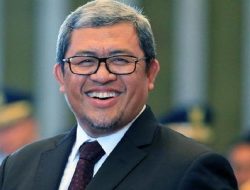 Mantan Gubernur Jawa Barat, Ahmad Heryawan Dilantik Pupuhu BAM DPR RI, Ngagentos Pamajikanna
