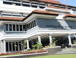 Dedi Mulyadi Diminta Investigasi Dana Hibah Disdik Jabar ke Unpad dan IPB