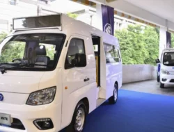 Tata Transportasi Bandung: Farhan Kenalkan Konsep Angkot Pintar, Jamin Sopir tak Hilang Kerjaan