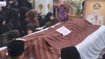 Mantan Bupati Cianjur Tjetjep Muchtar Soleh Meninggal, Keluarga Ungkap Riwayat Penyakit