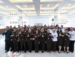 Kunker ke Kajari kab dan Kota Bekasi Kajati Apresiasi Capain Kinerja dan Terus Tingkatkan Sinergi Dengan Stakeholder