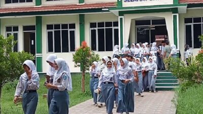 Orang Tua Siswa SMAN 7 Cirebon Kecewa Hanya Satu Tersangka Kasus Penyelewengan Dana PIP yang Ditahan