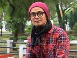 Ustadz Evie Effendi,  Alasan Cerai dengan Istri Pertama hingga Sosok Pasangannya Sekarang
