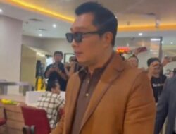Ridwan Kamil Penuhi Panggilan Bareskrim,  Lisa Mariana Pastikan Putrinya Ikut Tes DNA  
