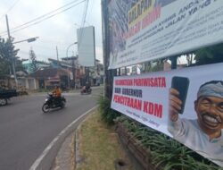 Spanduk Protes untuk Dedi Mulyadi di Sleman: “Selamatkan Pariwisata Dari Gubernur Pencitraan KDM”