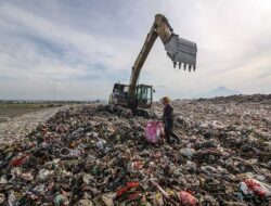 Jabar Harus Tinggalkan Sistem Pengolahan Sampah Open Dumping Per Akhir Desember 2025