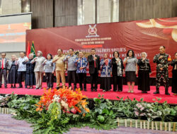 Asep Sutandar Minta Notaris Profesional Hadapi Kompleksitas Karawang