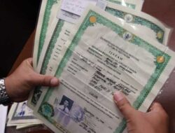 DPRD Kota Bogor Salurkan 70 Ijazah Melalui Program Tebus Ijazah