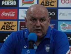 Bojan Hodak Ungkap Persib Tanpa 2 Pemain Inti Saat Bertandang ke Kanjuruhan