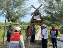 Impian Besar Sudarno: Tanggul Walungan Désa Cemara Kulon Indramayu