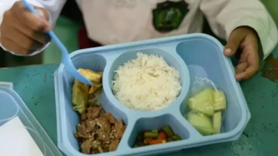 Menu MBG di Bandung Barat Dibagi Menjelang Tengah Malam