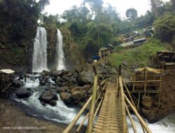 Pesona Curug Cinulang di Cicalengka Bandung Jawa Barat, Berpadu dengan Nuansa Budaya Sunda