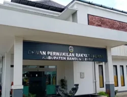 Bupati KBB Jeje Blunder, SK Tunjangan Dewan Dicabut Mendadak