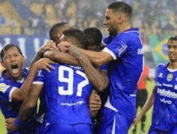 Bek Persib Barba Fokus Hadapi Lion City Sailors Usai Kalahkan Persebaya