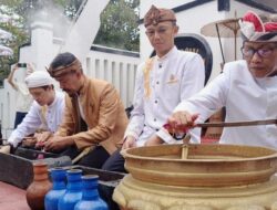 Warisan Budaya Leluhur, Disbudpora Ciamis Dorong Lestarikan Jamasan Pusaka Jambansari