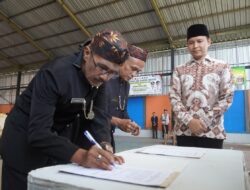 Bupati Cianjur Lantik Ketua RT dan RW Se-Kelurahan Sawahgede