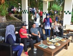 Ada Kafe Tempat Nongkrong di Gunung Kunci