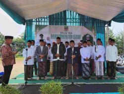 Lantik Pengurus MUI Kecamatan, Prof Mahmud Ingatkan Peran Ulama sebagai Khadimul Ummah