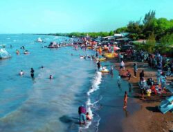 Temukan Destinasi Wisata Alam Terbaik di Indramayu, Jawa Barat: Surga Tersembunyi dengan Pantai Bersih