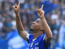 Bomber Persib Bandung Uilliam Barros Bidik Panggung Asia