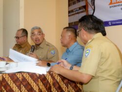 Wali Kota Bandung Tinjau Langsung Titik Rawan, Siapkan Solusi Konkret Atasi Banjir di Kelurahan Mekar Mulya