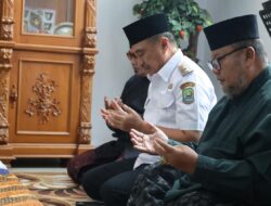 Takziah Ke Rumah Duka H Hamzah, Wawali Harris Bobihoe Kenang Almarhum Semasa Hidup